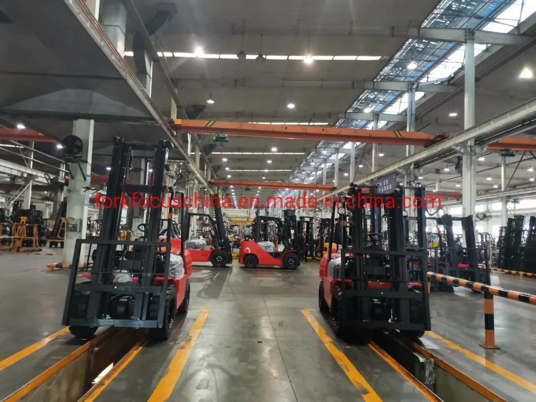 Toyota Electric Towing Tractor with 6000kg Load Capacity for Small Warehouse Forklift